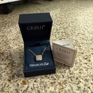 Crislu Cushion Cut Gold 18K Necklace